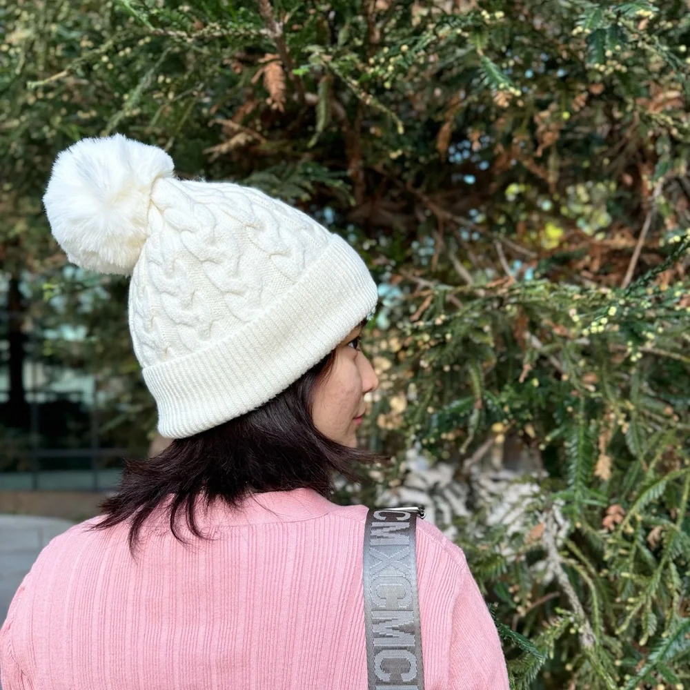 Women’s Ribbed Knit Pom Pom Beanie Off White Fall Winter Hats Cozy - Picture 4 of 4